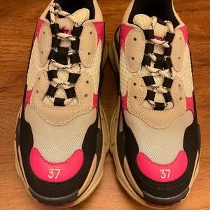 Balenciaga Triple S sneakers (pink)